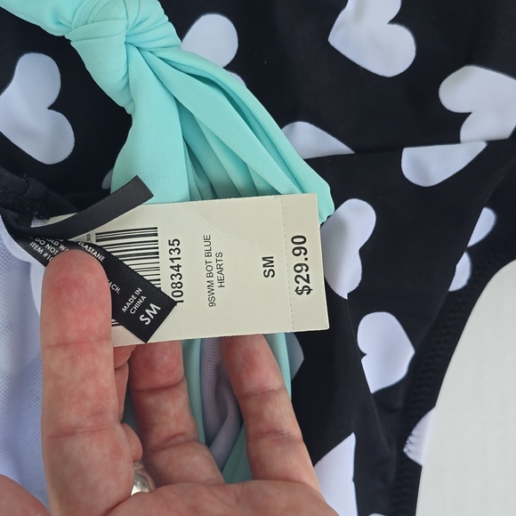 NEW Hot Topic 2 Piece Pin Up Style Retro Heart Bikini - Picture 9 of 9